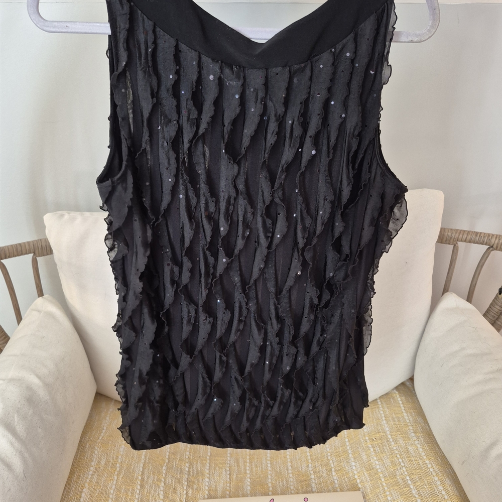 Cleo Black Textured Women Tank Top - Picture 3 of 5